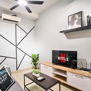 Apartment Arte Klcc Designer By Cobnb